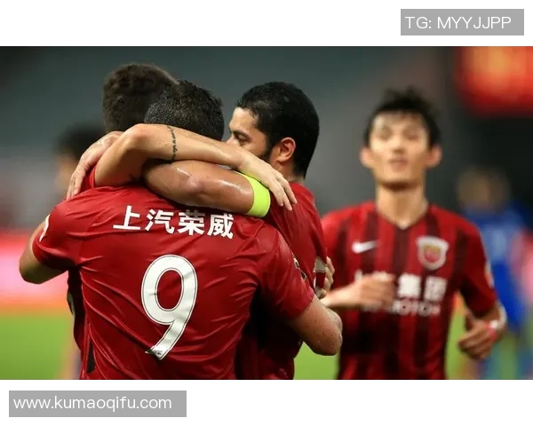 2017年上港与富德激战回顾：精彩瞬间与战术分析